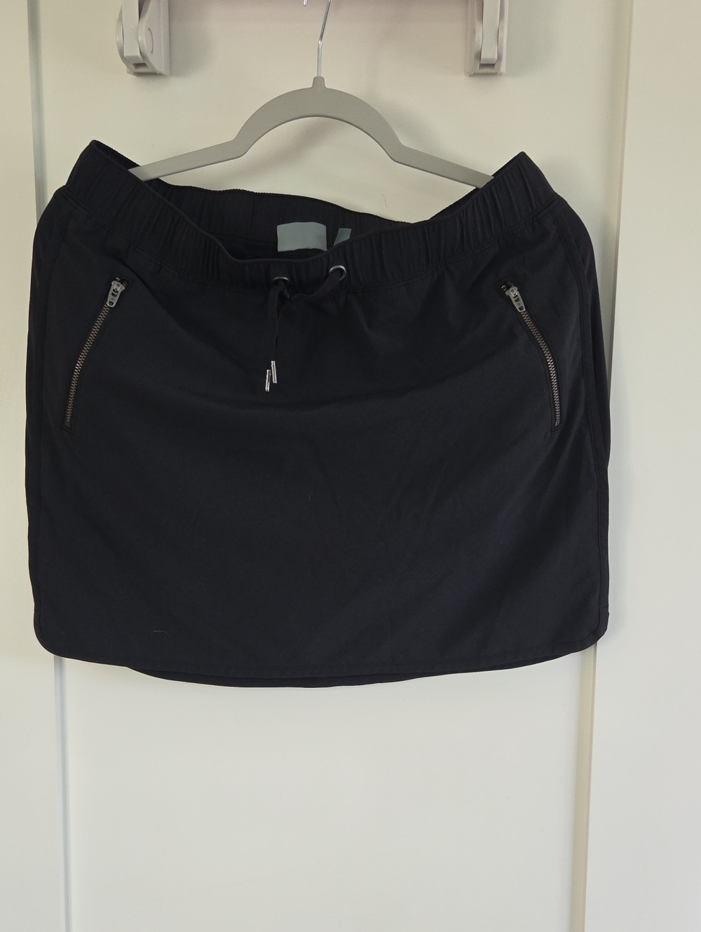 Athleta Black Zip-Pocket Athletic Skort